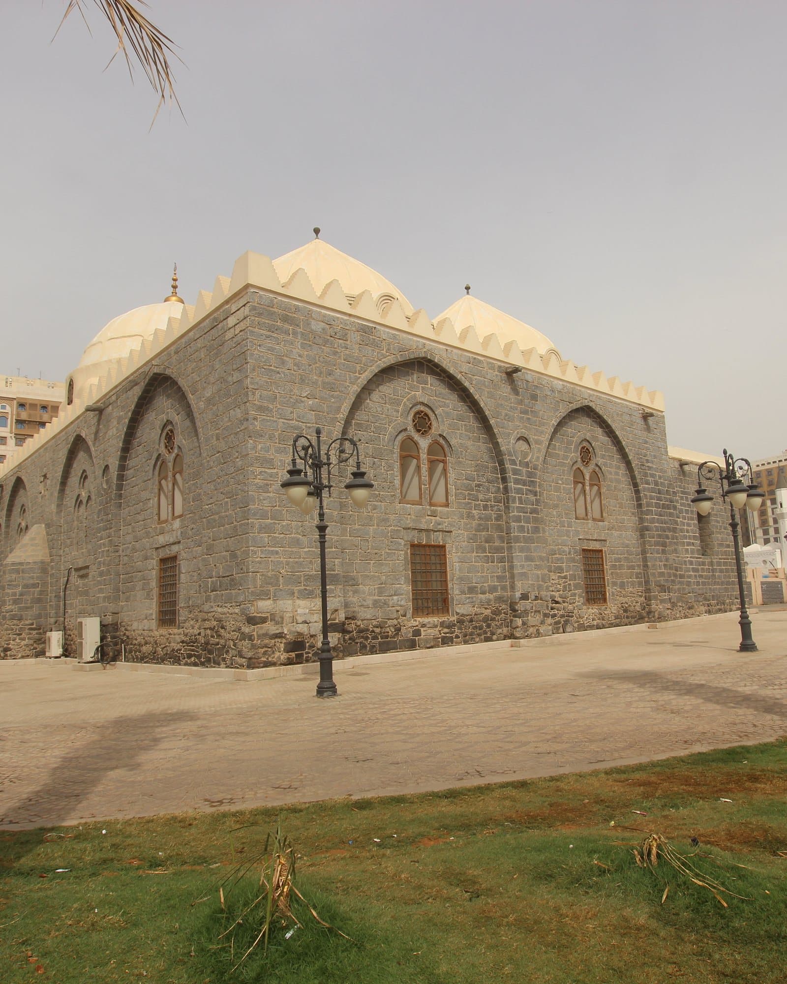 Masjid al-Ghamāmah, the stone prayer hall southwest of the Prophet's Mosque